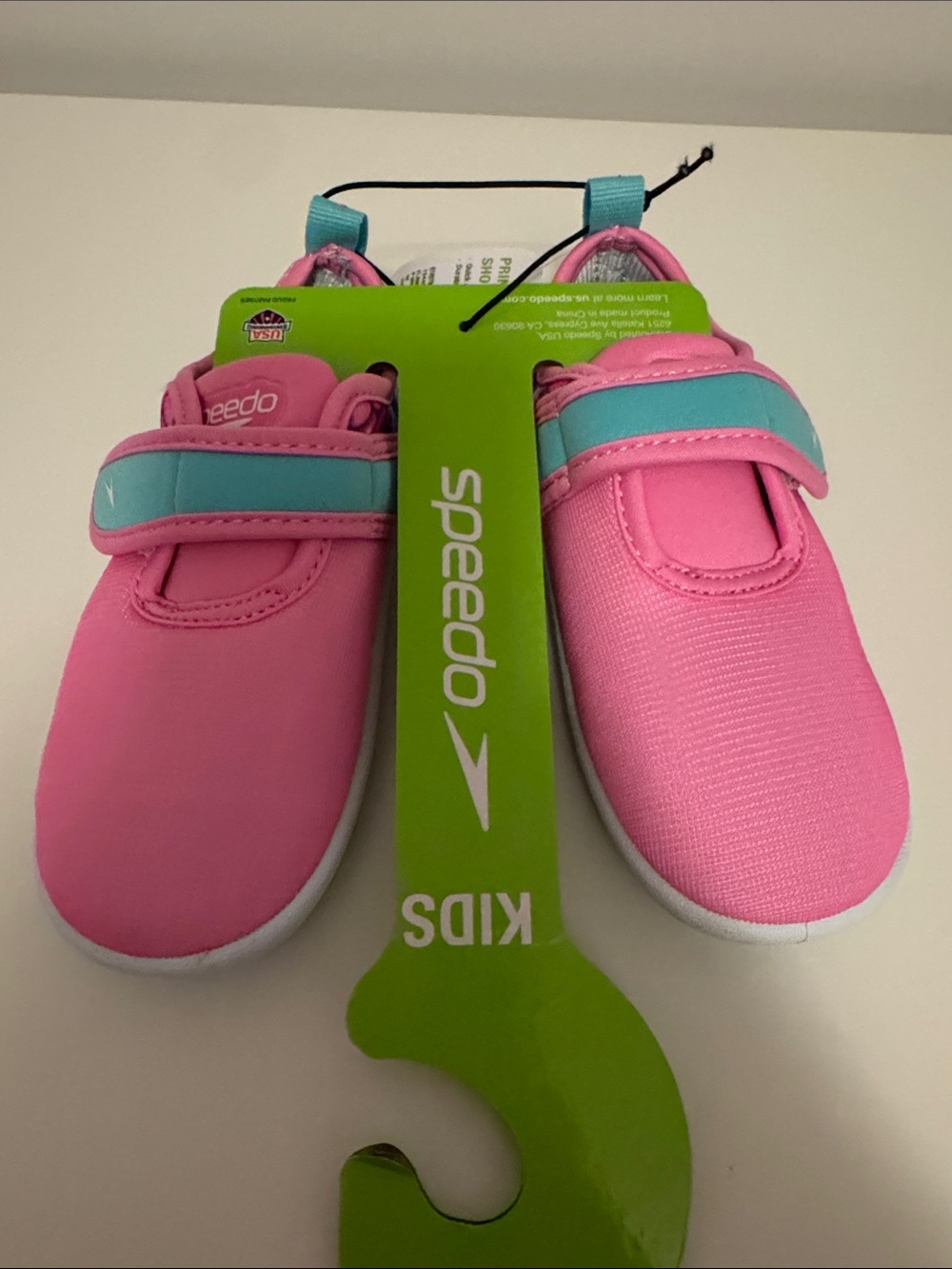 NWT Speedo Kids Pink and Aqua Velcro Water Shoes